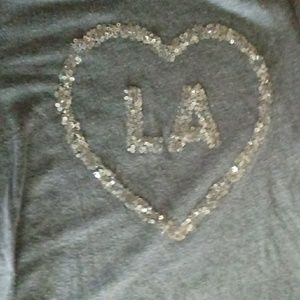 I'm selling a beautiful shirts